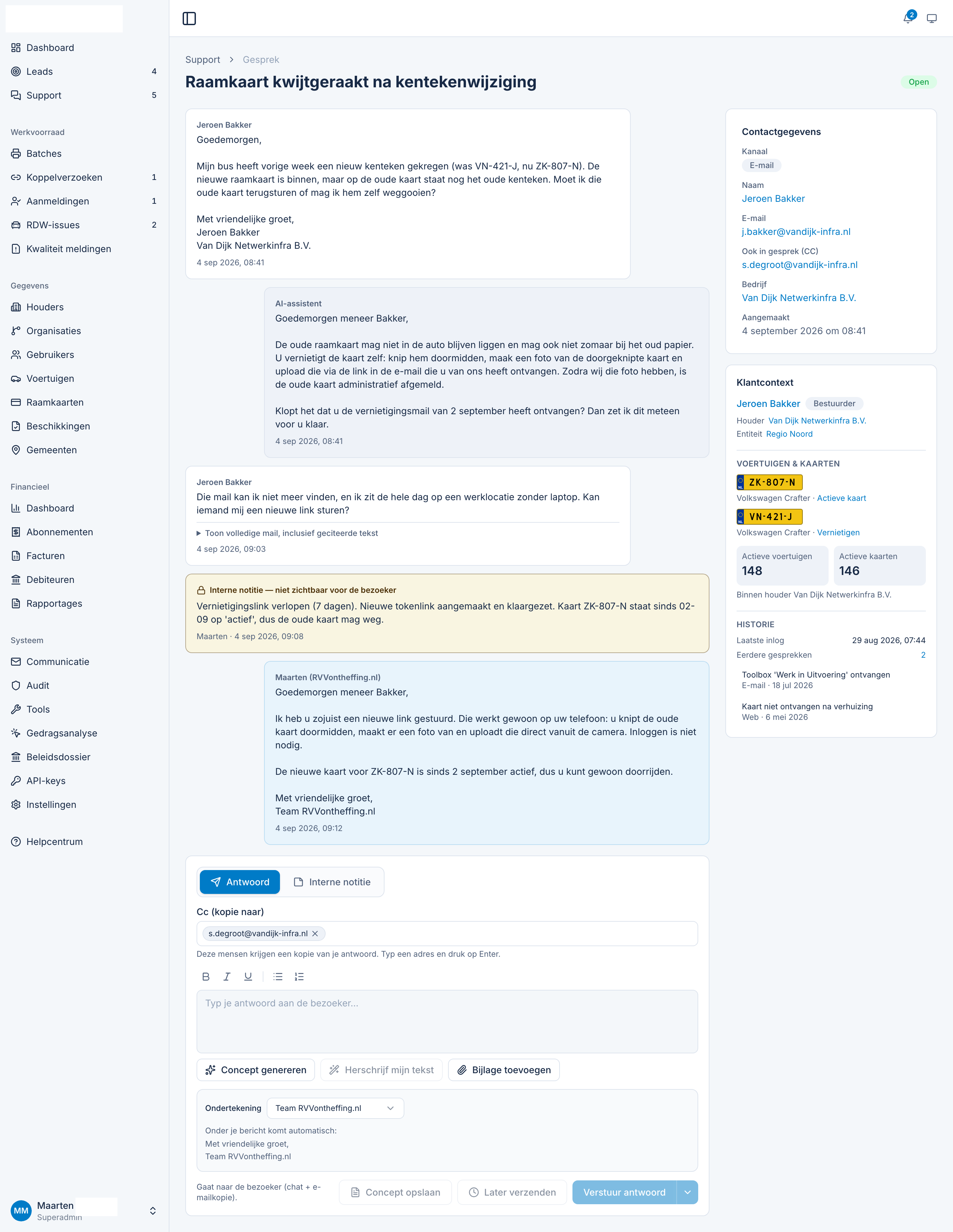 A support thread, demo data. The AI assistant answered the customer's first email within the minute, and Maarten stepped in himself half an hour later.